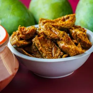 আমের আচার
